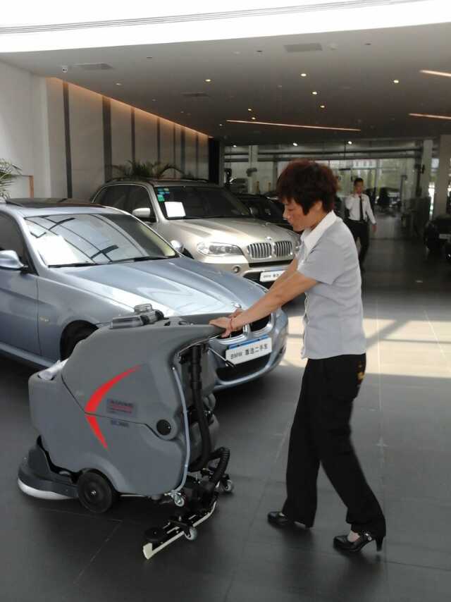 济南宝马店与GM50洗地机连连联手(图2)